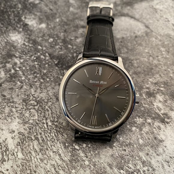 Detroit Mint Watch - Picture 4 of 7